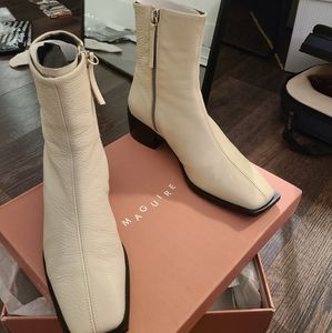 Maguire Oyster bootie with square toes